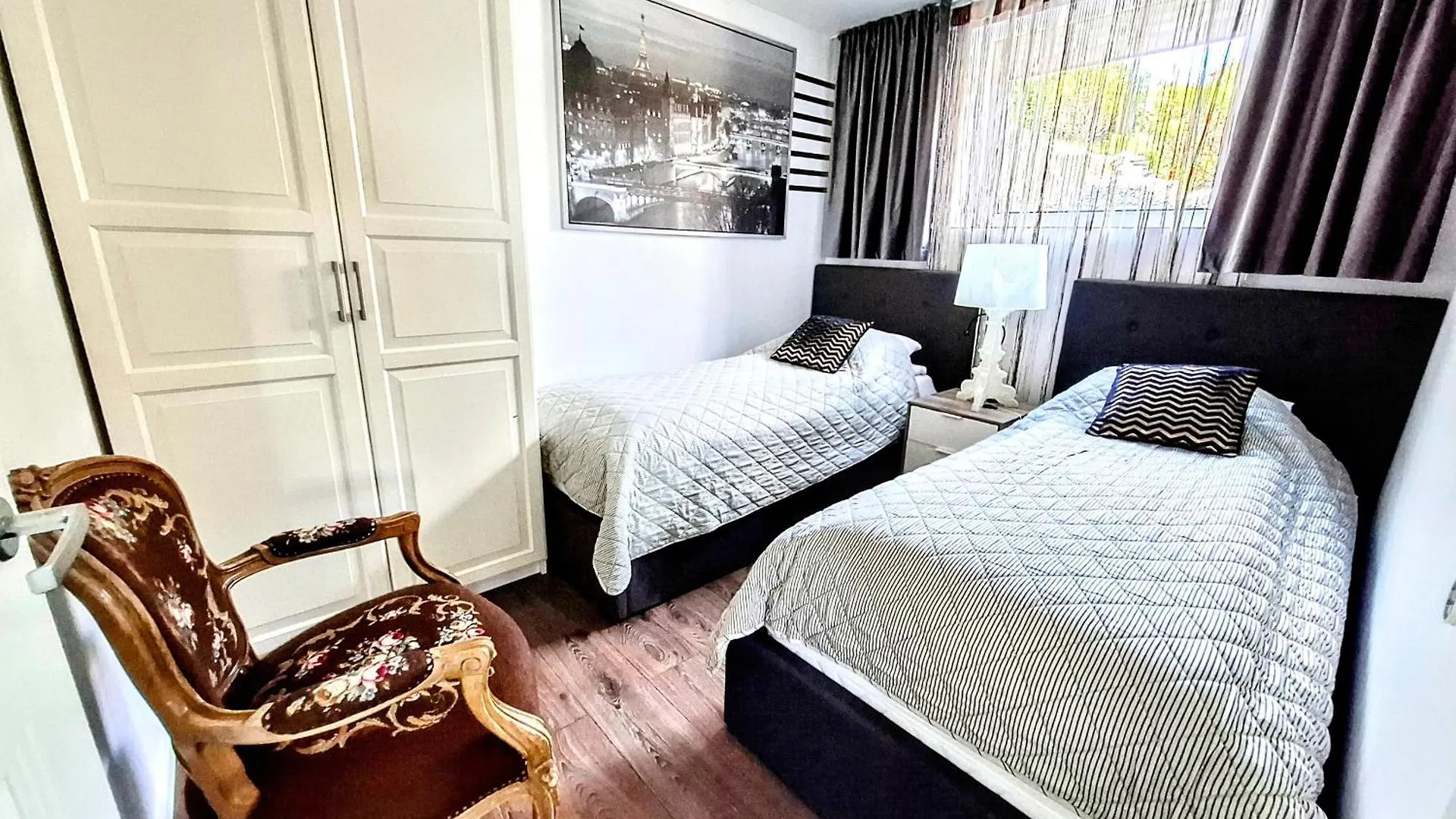 Bergen Sunrise Apartment - Self Check In - Free Parking